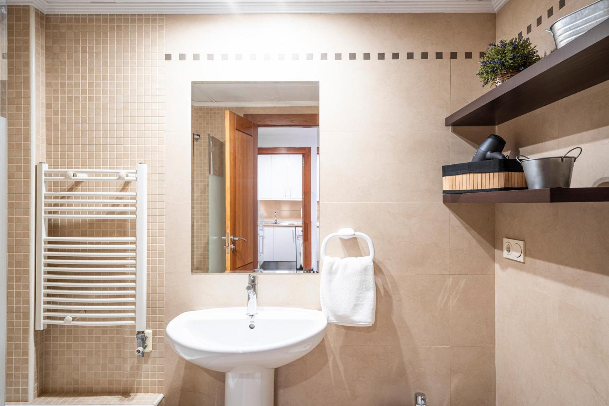 Ferienwohnung Enjoygranada Emir 3B Y Parking Exterior foto