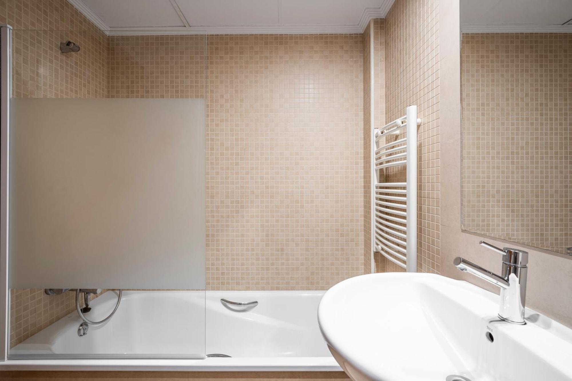 Ferienwohnung Enjoygranada Emir 3B Y Parking Exterior foto